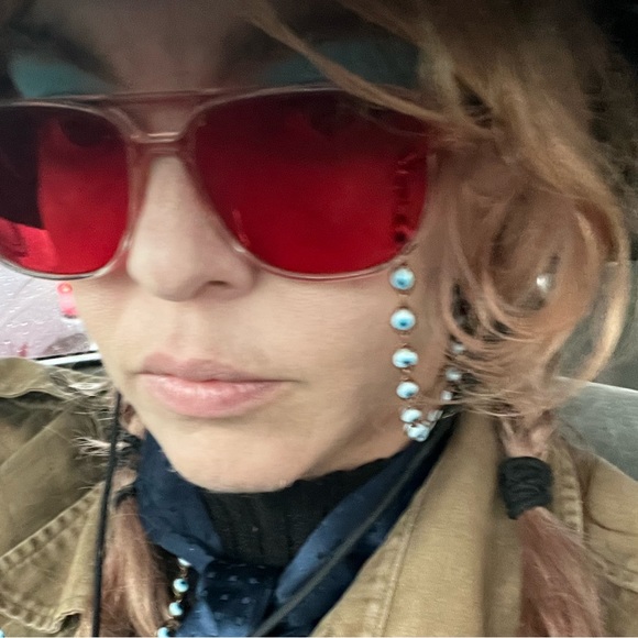 Meet your Posher, Lvx - Picture 2 of 2